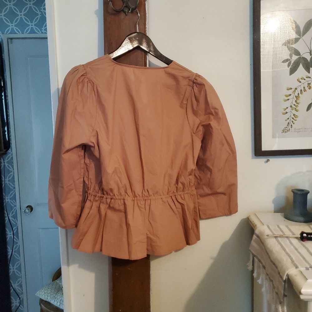 A new day wrap blouse size medium in pink - Picture 4 of 8